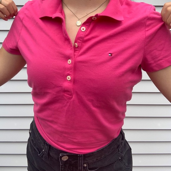 TOMMY HILFIGER Women’s regular fit essential polo - Picture 3 of 4